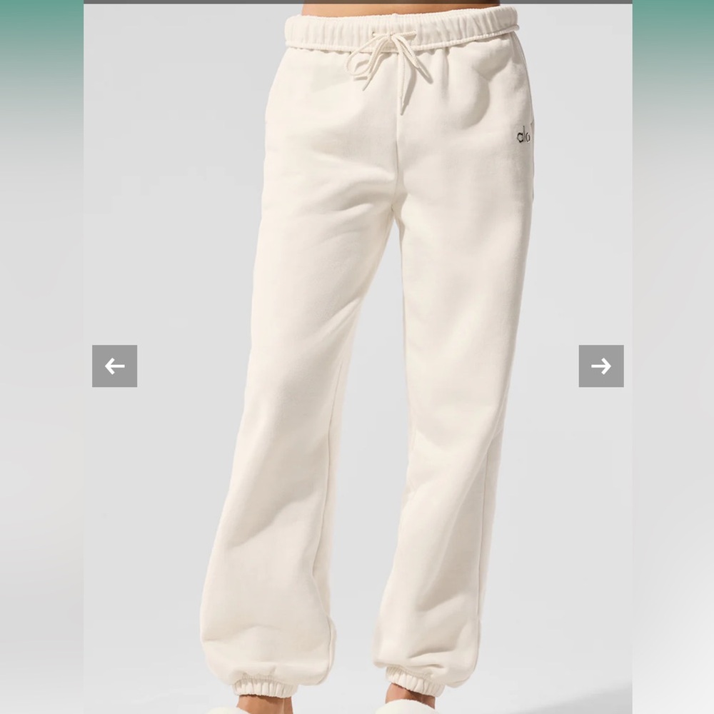 ALO Accolade Sweatpant ivory - size small